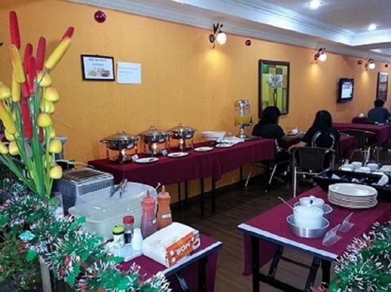 Oyo 103 V'La Garden Hotel Kuala Lumpur Bagian luar foto