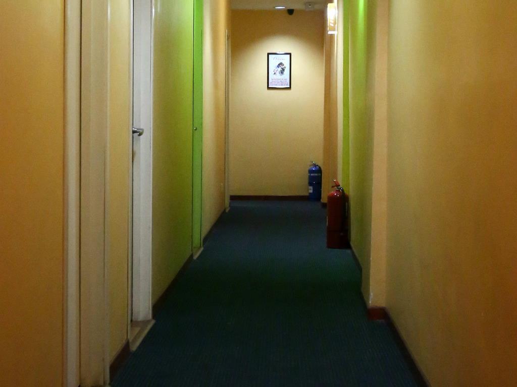 Oyo 103 V'La Garden Hotel Kuala Lumpur Bagian luar foto