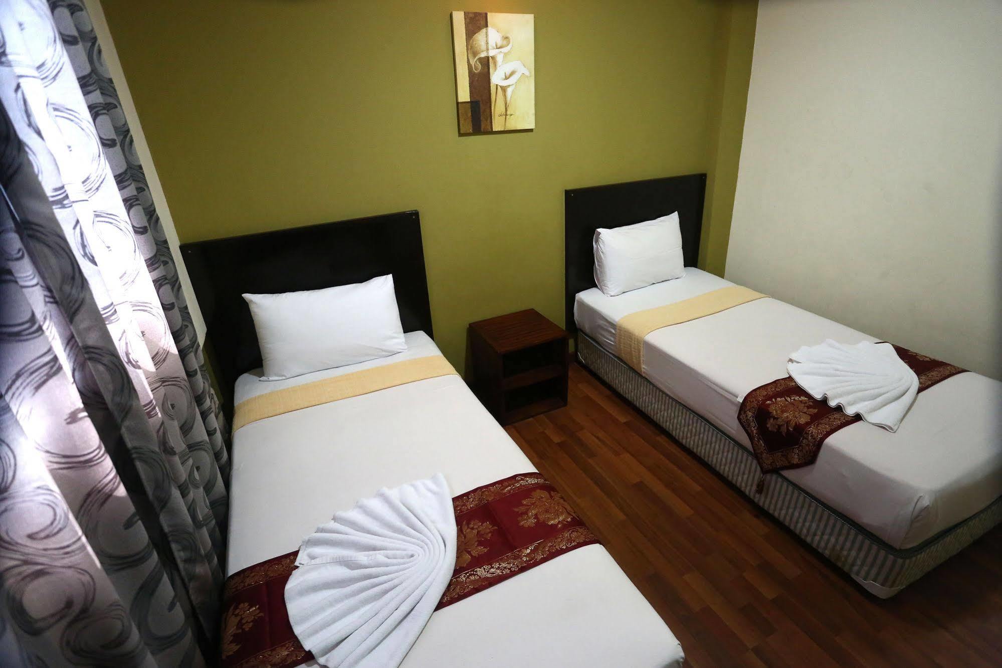 Oyo 103 V'La Garden Hotel Kuala Lumpur Bagian luar foto