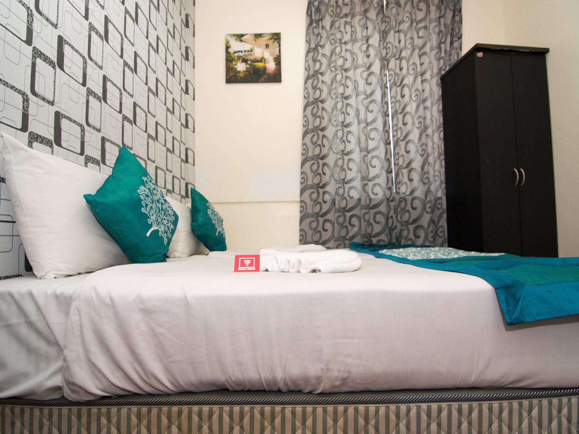 Oyo 103 V'La Garden Hotel Kuala Lumpur Bagian luar foto