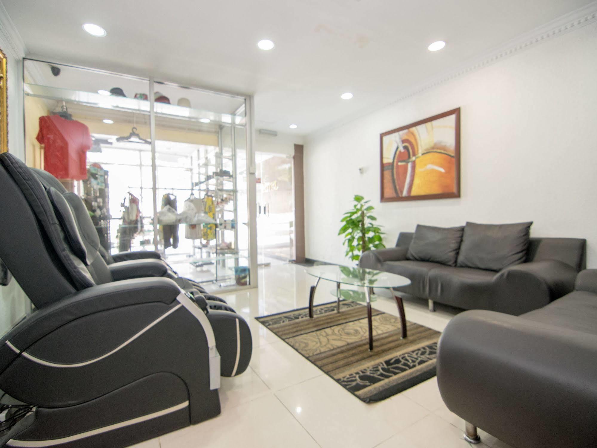 Oyo 103 V'La Garden Hotel Kuala Lumpur Bagian luar foto
